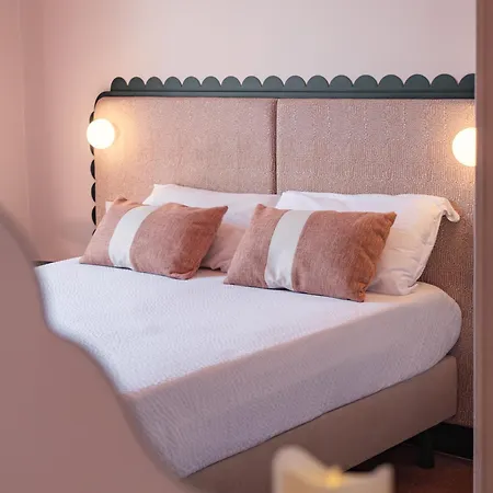 Hotel Louvia 2*